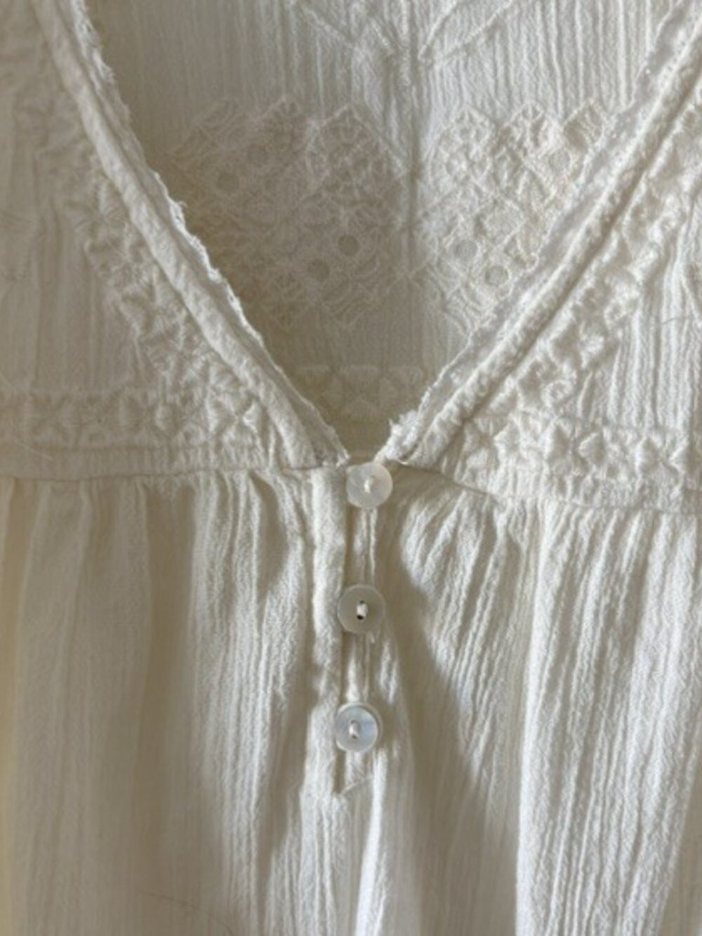 Lucky Brand Cream-Colored Cotton Lace Top with Cap Sleeves